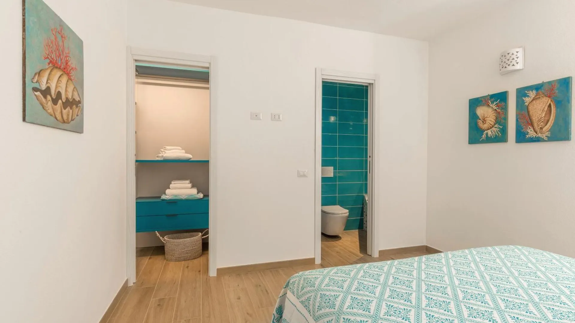 Villa Angelina Con Piscina E Giardino Privato A Pochi Passi Dalla Spiaggia Di Campus Villasimius 0*,  Italy