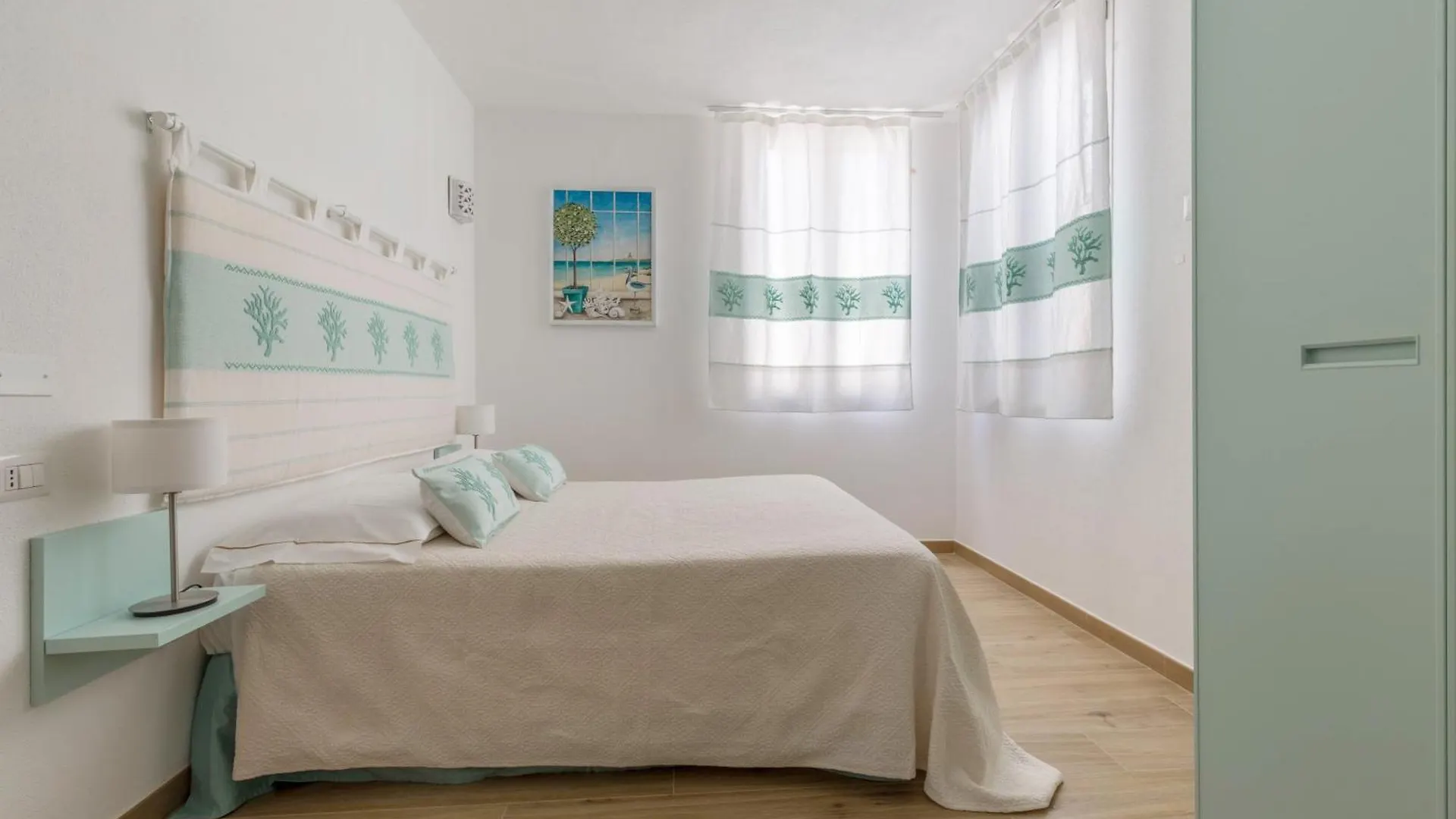 Villa Angelina Con Piscina E Giardino Privato A Pochi Passi Dalla Spiaggia Di Campus Villasimius 0*,  Italy