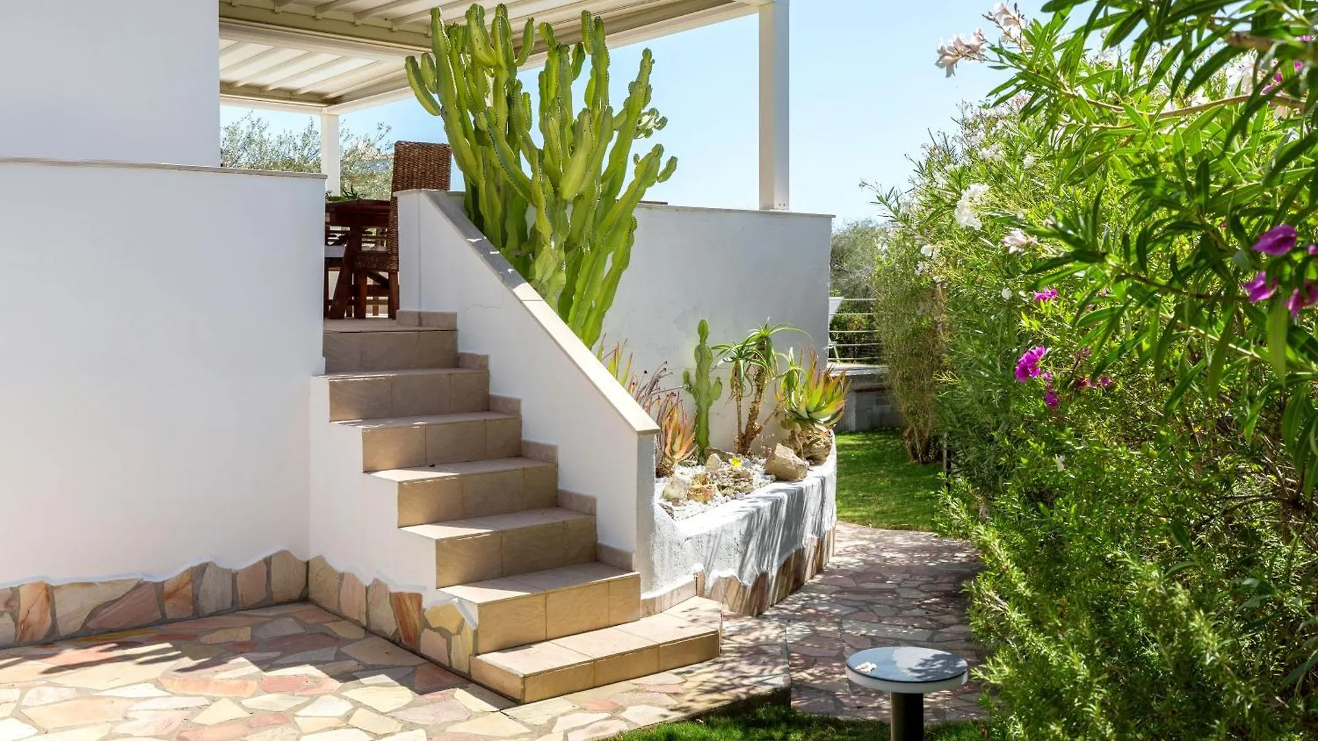 Villa Angelina Con Piscina E Giardino Privato A Pochi Passi Dalla Spiaggia Di Campus Villasimius Olaszország