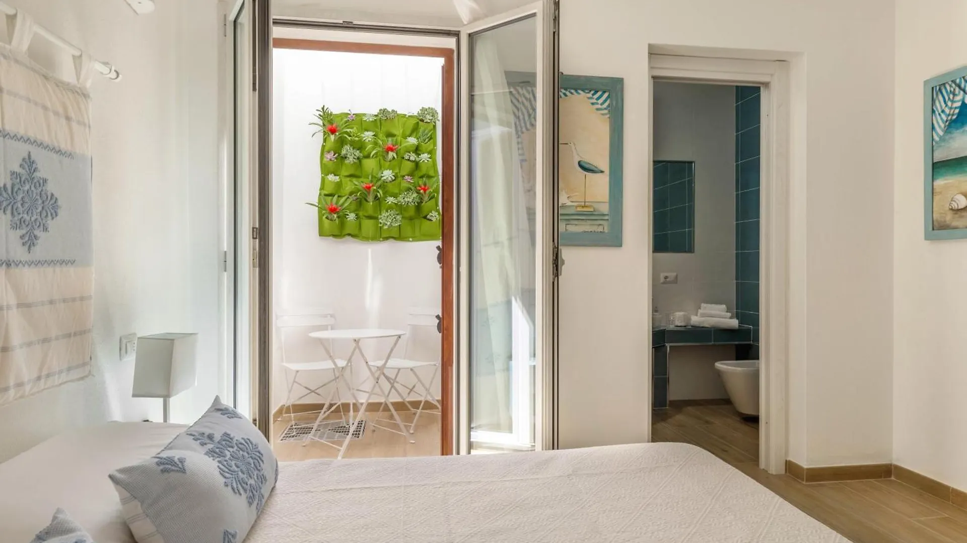 Villa Angelina Con Piscina E Giardino Privato A Pochi Passi Dalla Spiaggia Di Campus Villasimius